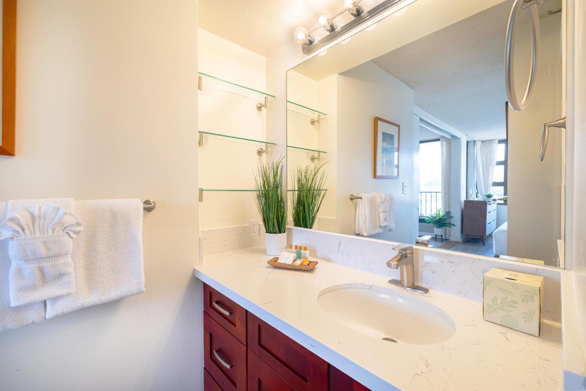 Mountain View Getaway, Free Parking And Beach Steps Away Honolulu Kültér fotó